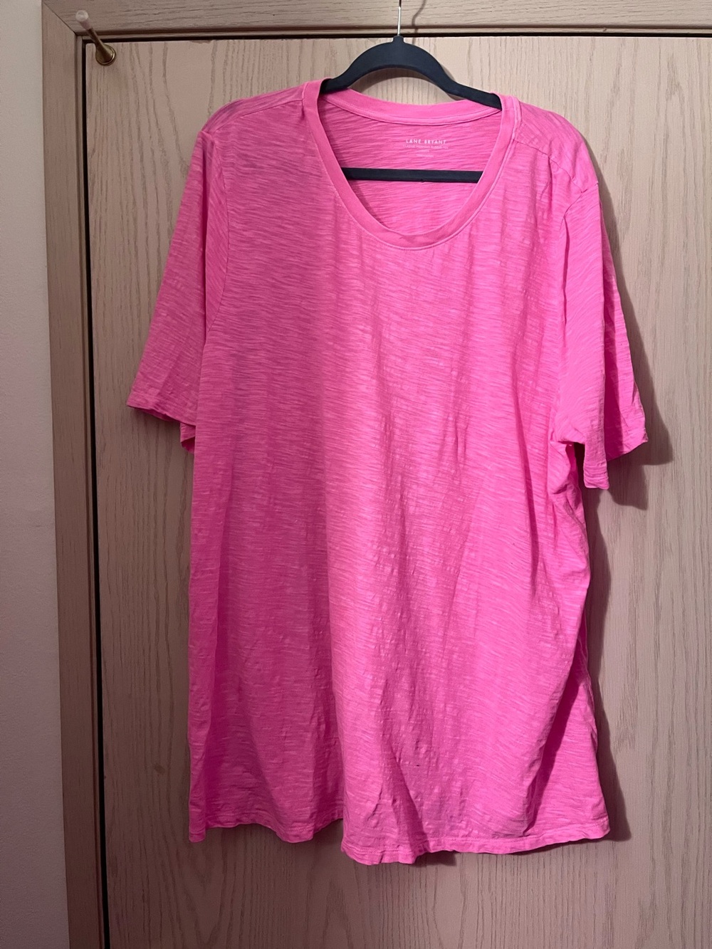 Lane Bryant Men’s Hot Pink Short-Sleeve Crewneck Tee
